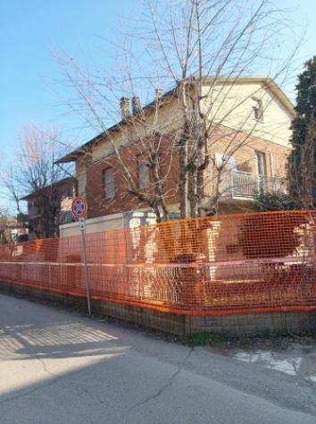 Villa di 250 msup2 con 5 locali in vendita a Castelnuovo Rangone