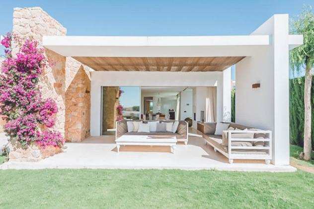 Villa di 364 msup2 con piugrave di 5 locali in affitto a Eivissa