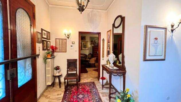 Villa di 401 msup2 con piugrave di 5 locali e box auto doppio in vendita a Pontecchio Polesine