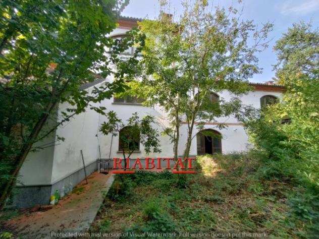 Villa di 410 msup2 con piugrave di 5 locali in vendita a Asti