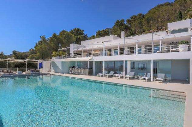 Villa di 727 msup2 con piugrave di 5 locali in affitto a Eivissa