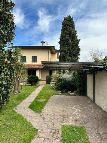 Villa in affitto a Cinquale - Montignoso 150 mq Rif 1247303