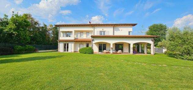 Villa in affitto a VITTORIA APUANA - Forte dei Marmi 460 mq Rif 1139576