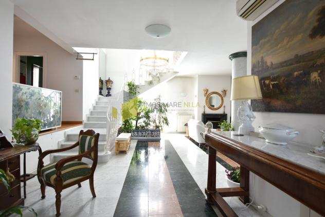 Villa in vendita a Calcinaia 300 mq Rif 1109799