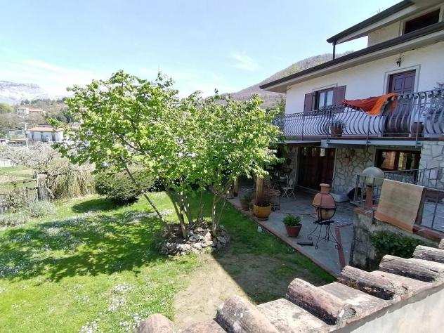 Villa in vendita a Carrara 200 mq Rif 966521