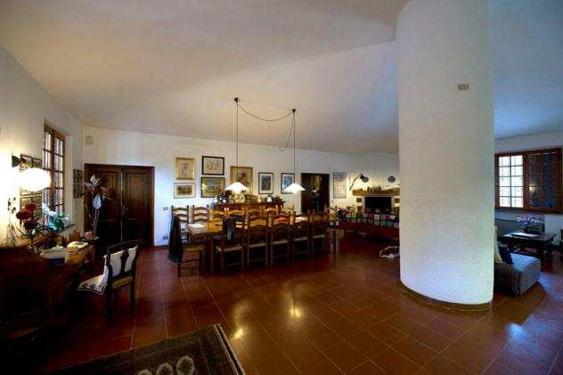 Villa in vendita a Castelnuovo Berardenga 320 mq Rif 915670