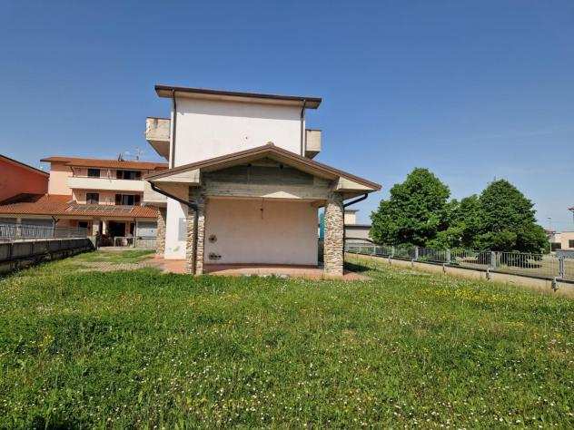 Villa in vendita a Cenaia - Crespina Lorenzana 300 mq Rif 1265106
