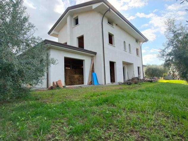 Villa in vendita a CERVAIOLO - Montignoso 400 mq Rif 1038370