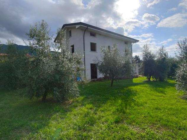 Villa in vendita a CERVAIOLO - Montignoso 400 mq Rif 1038370