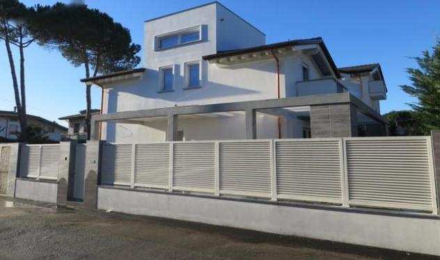 Villa in vendita a CINQUALE - Montignoso 195 mq Rif 1214238