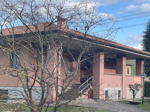 Villa in vendita a Felino