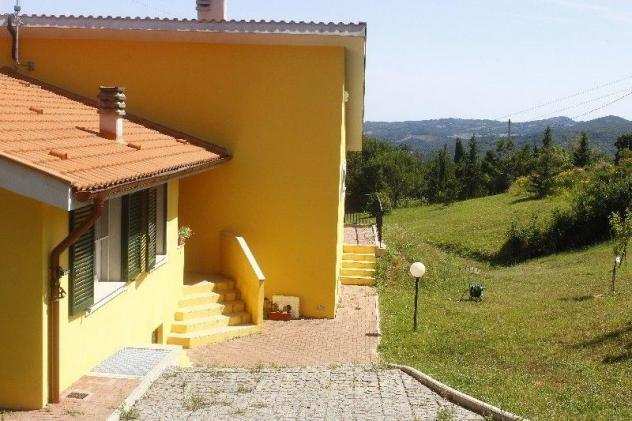 Villa in vendita a Gabbro - Rosignano Marittimo 250 mq Rif 979993