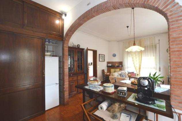 Villa in vendita a Lammari - Capannori 285 mq Rif 1266633