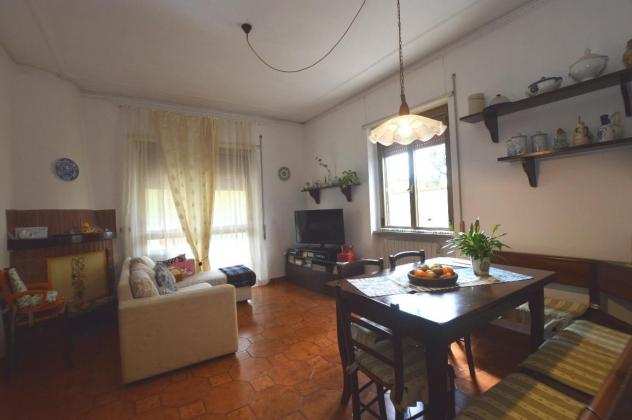 Villa in vendita a Lammari - Capannori 285 mq Rif 1266633