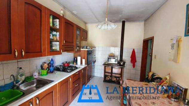 Villa in vendita a Lamporecchio 330 mq Rif 785981