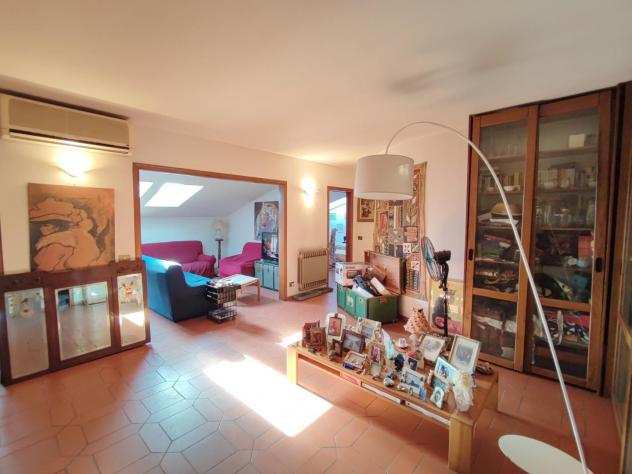 Villa in vendita a Lido di Camaiore - Camaiore 550 mq Rif 1105923