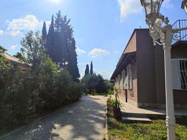 Villa in vendita a Livorno 130 mq Rif 1190368