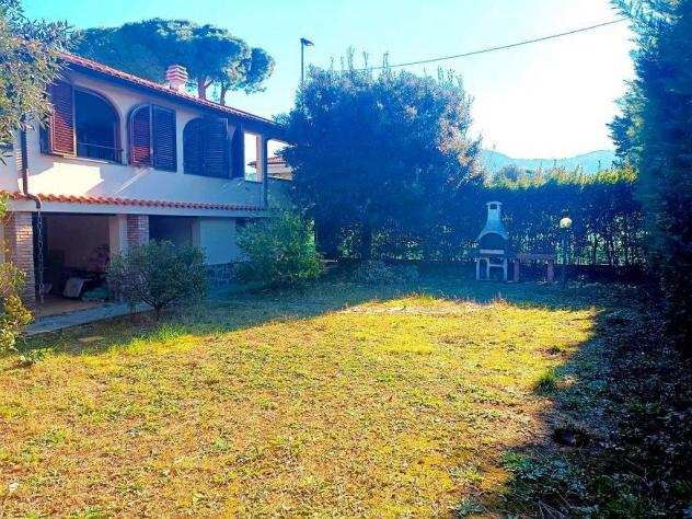 Villa in vendita a Livorno 150 mq Rif 1095828
