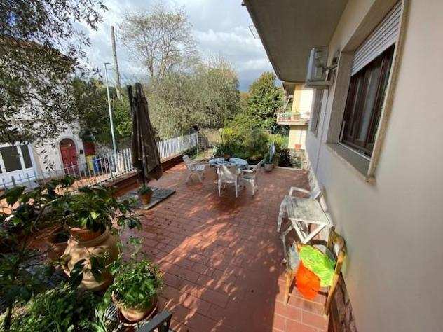 Villa in vendita a MARGINE COPERTA - Massa e Cozzile 290 mq Rif 1089193