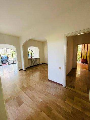 Villa in vendita a MARINA DI PISA - Pisa 230 mq Rif 1076213