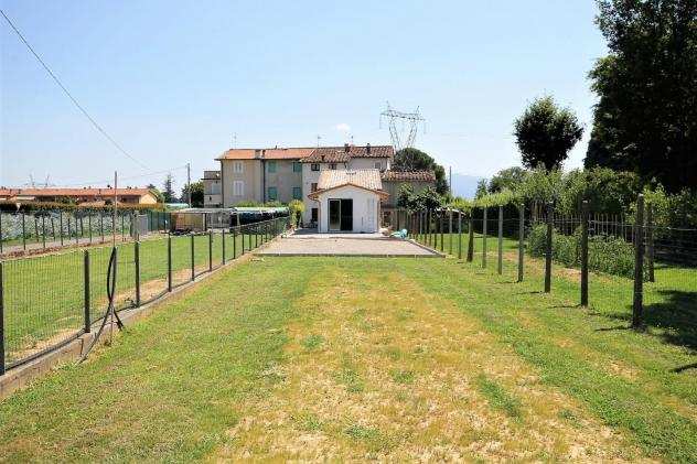 Villa in vendita a MARLIA - Capannori 67 mq Rif 1148554