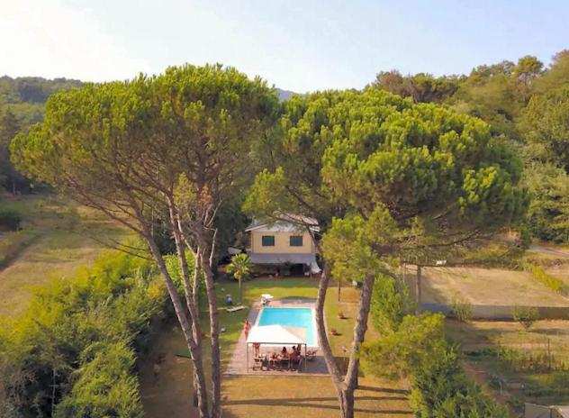 Villa in vendita a MONSAGRATI - Pescaglia 200 mq Rif 1148548