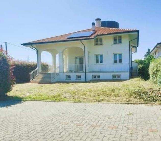 Villa in vendita a Montignoso 265 mq Rif 1149017
