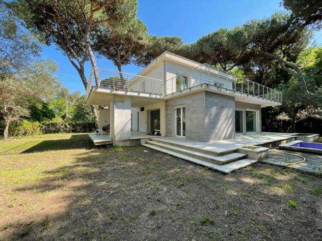 Villa in vendita a POVEROMO - Massa 180 mq Rif 1046977