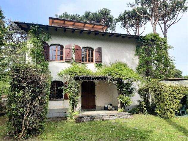Villa in vendita a POVEROMO - Massa 300 mq Rif 1053258