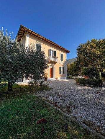 Villa in vendita a RIGOLI - San Giuliano Terme 300 mq Rif 1072048