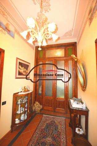 Villa in vendita a SALTOCCHIO - Lucca 400 mq Rif 1070124
