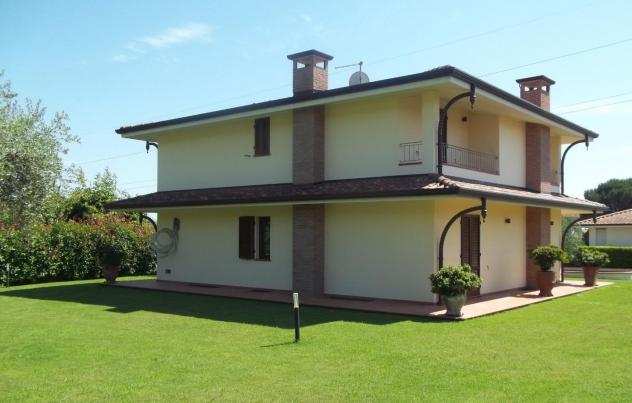 Villa in vendita a SAN CRISTOFORO - Massa 240 mq Rif 905035