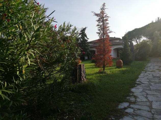Villa in vendita a SAN FREDIANO A SETTIMO - Cascina 400 mq Rif 1072451