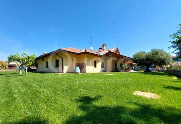 Villa in vendita a San Giovanni Al Natisone - 10 locali 430mq