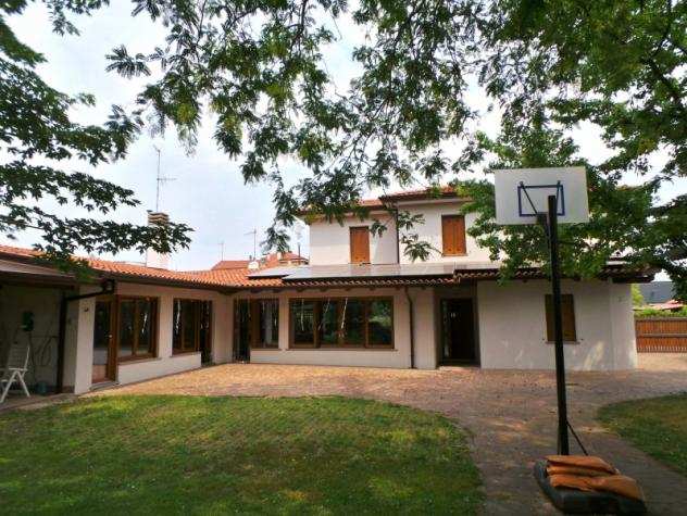Villa indipendente con giardino di 570mq Udine Nord