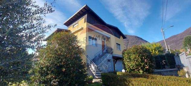 Villa singola in vendita a Cittiglio, Centro
