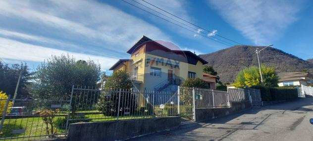 Villa singola in vendita a Cittiglio, Centro