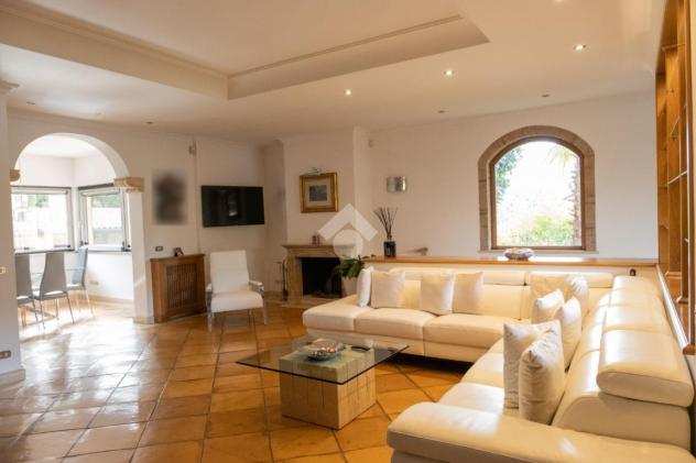 villa singola Via Cassia, ROMA