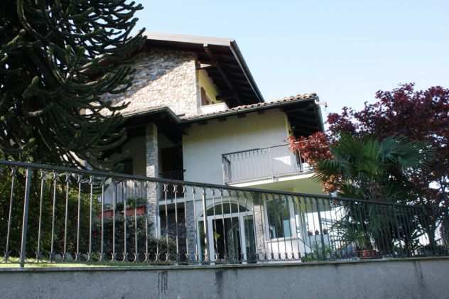 Villa Unifamiliare Sovazza di Armeno mq 140 Euro 260.000