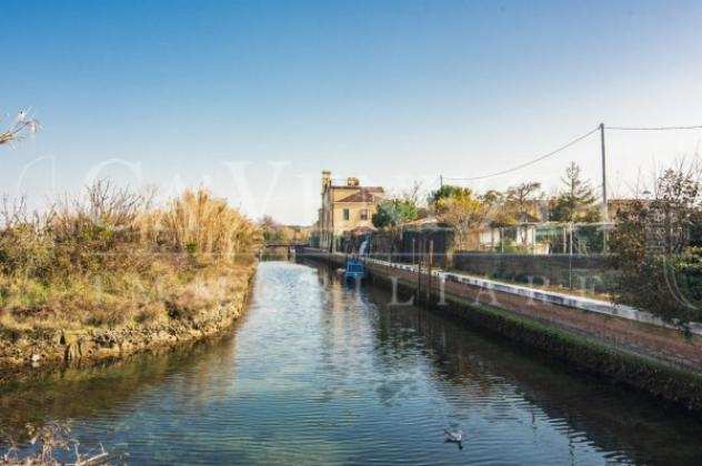 Villetta a schiera di 160 msup2 con 2 locali in vendita a Venezia