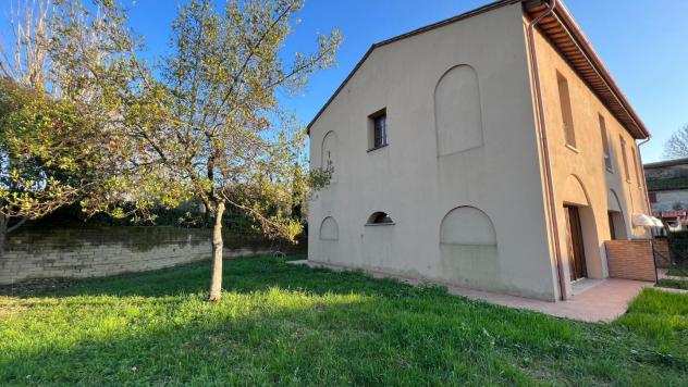 Villetta a schiera in vendita a FORNACETTE - Calcinaia 115 mq Rif 421921