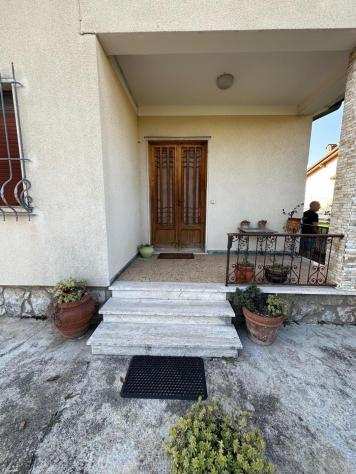 Villetta a schiera in vendita a Strettoia - Pietrasanta 115 mq Rif 1190873