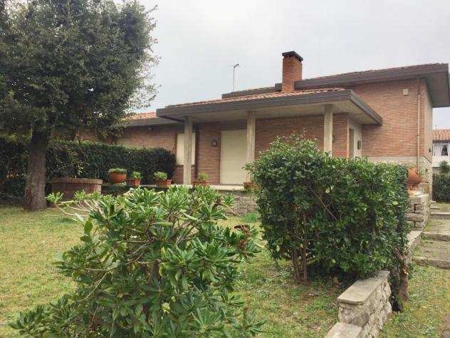 Villetta bifamiliare in affitto a TIRRENIA - Pisa 150 mq Rif 1045885
