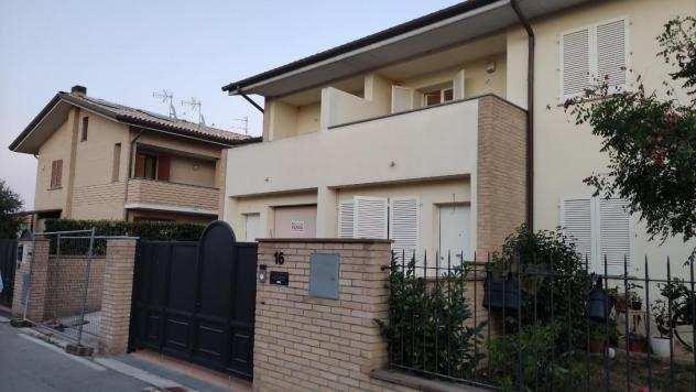 Villetta quadrifamiliare in vendita a SANTA LUCIA - Pontedera 120 mq Rif 990008