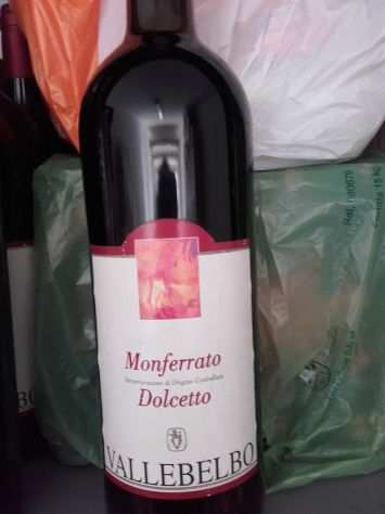 Vino rosso dolcetto Monferrato