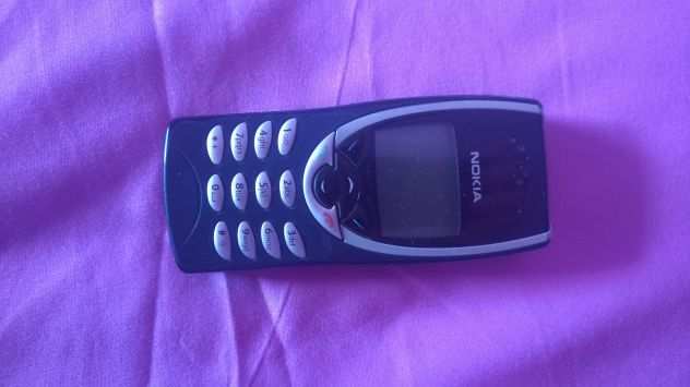 Vintage Cellulare Nokia mod.6131- e 8210
