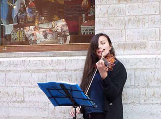 Violinista a Como, Lugano e Canton Ticino