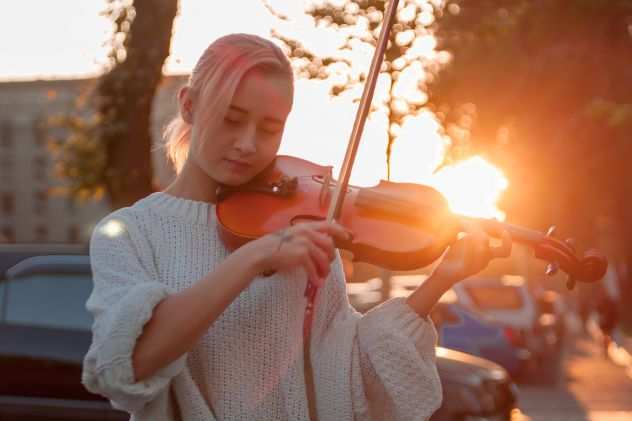 Violinista per matrimoni, concerti, serenate ed eventi ad Aosta