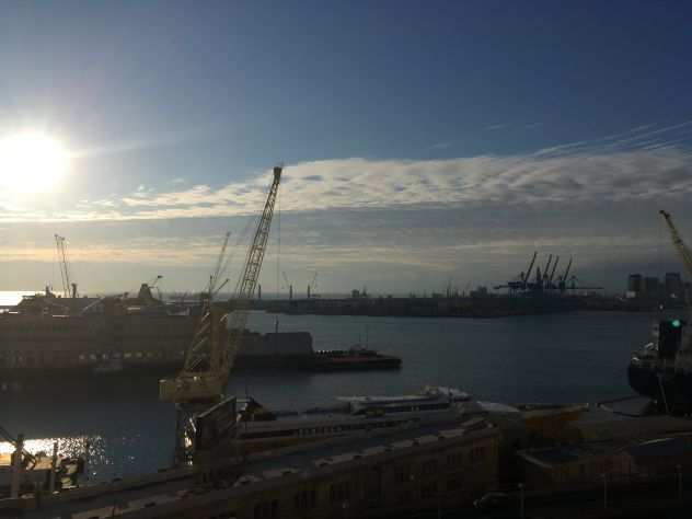 Vista sul porto antico, appartamento appena rinnovato.