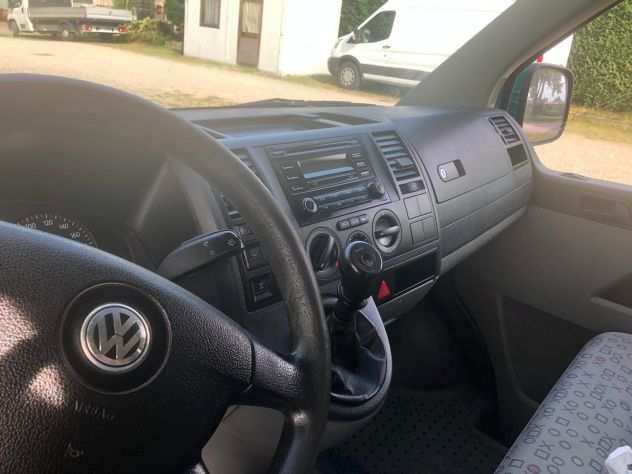 Volkswagen Caravelle 9 posti, ARIA CONDIZ. ,EURO 4 - 4x4